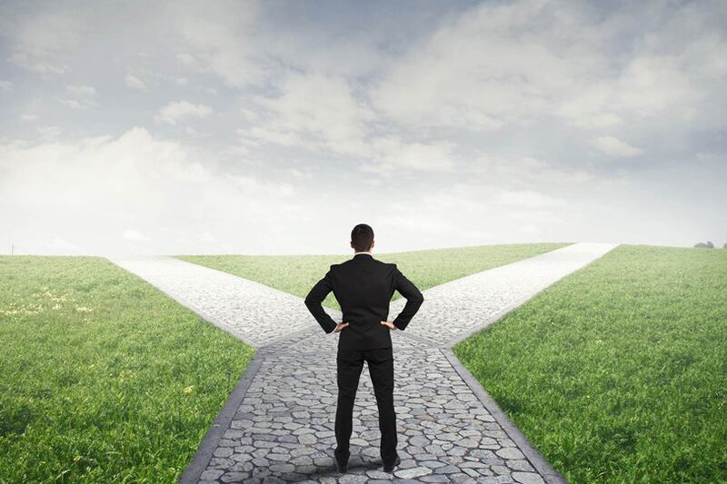 سالم الحجري يكتب: ما هو مصطلح اليمين واليسار في الأيدولوجيا السياسية؟