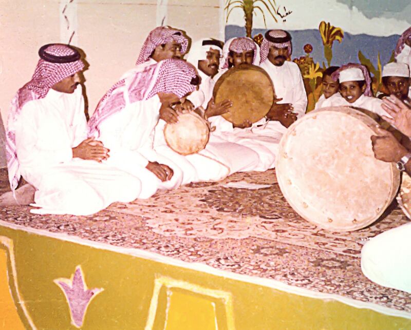 سعودي تعلّق قلبه بسلطنة عُمان فألّف فيها كتابًا؛ فما قصته؟