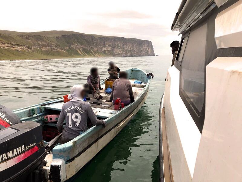 ضبط أكثر من 20 وافدًا يعملون في الصيد دون ترخيص