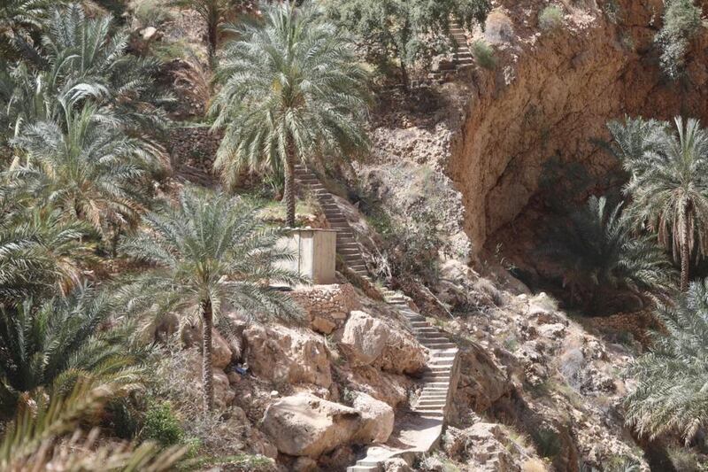 قرية “تعب”.. جمالها يأسر الحواس ويزيل كل تعب