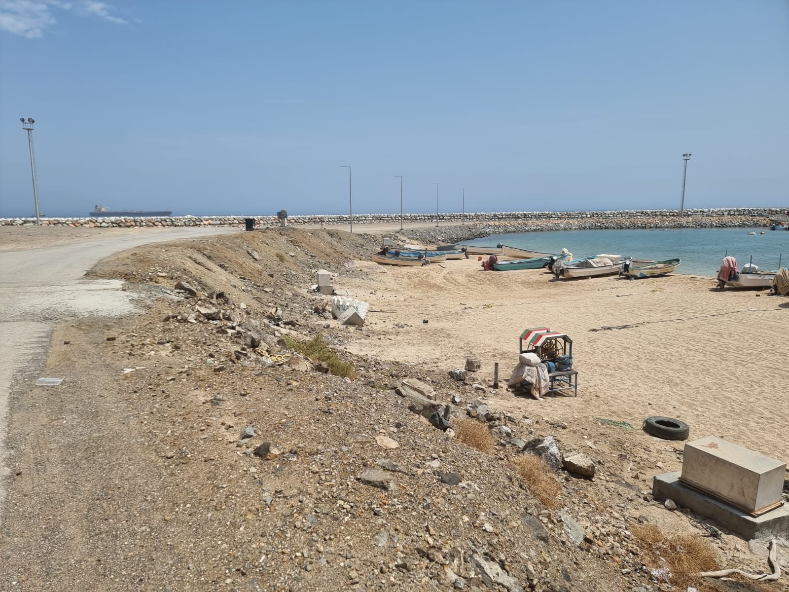 بالصور: معاناة سكّان “عينت” هل تجد لها آذانا صاغية؟