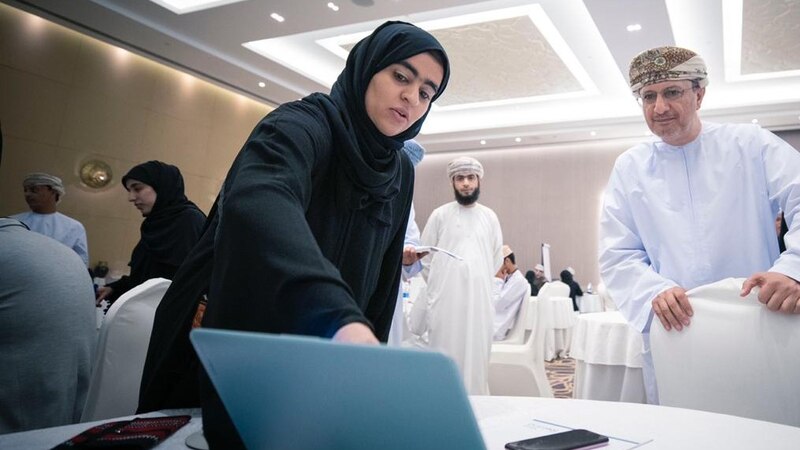 15 فكرة استثمارية تتنافس في “عُمان بلوكتشين”.. والنتائج اليوم
