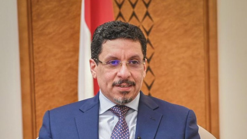 وزير الخارجية اليمني: نراهن على الدور العماني في اليمن