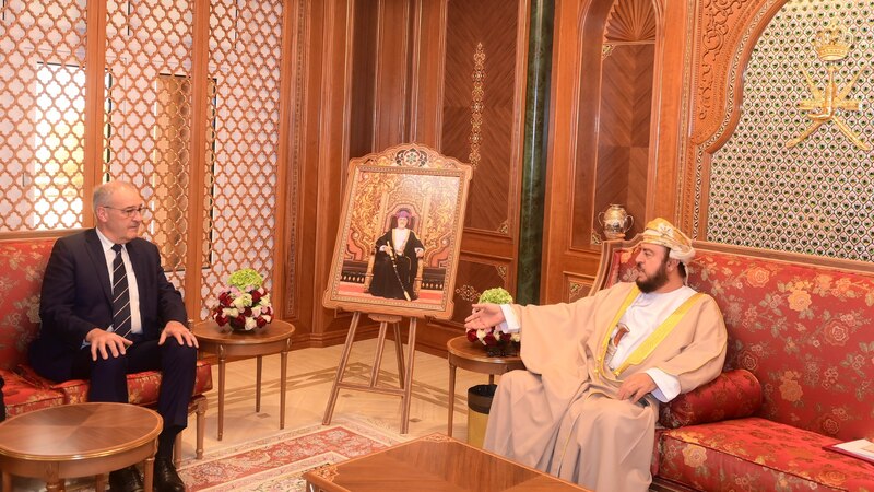 جلالة السُّلطان يتلقّى رسالة شفويّة من رئيسة الاتحاد السويسري
