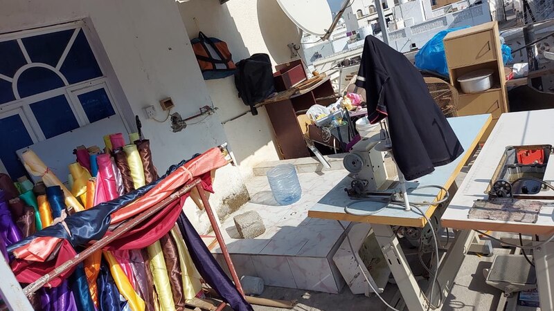 مداهمة تكشف وافدين يُخالِفون