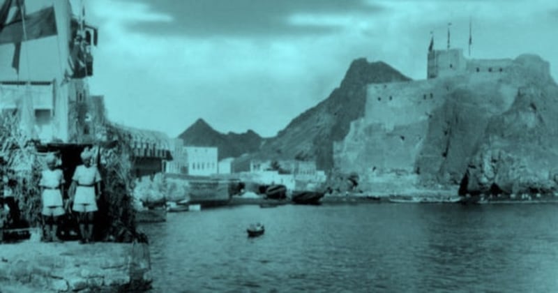 تسبب بوفاة 727 شخصًا: ماذا تعرف عن أقوى إعصار تأثرت به مسقط والباطنة؟