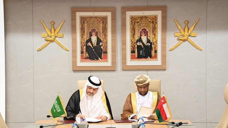 خطوة نوعية: اعتماد شهادة المنشأ بين عُمان والسعودية تعزز التكامل الصناعي