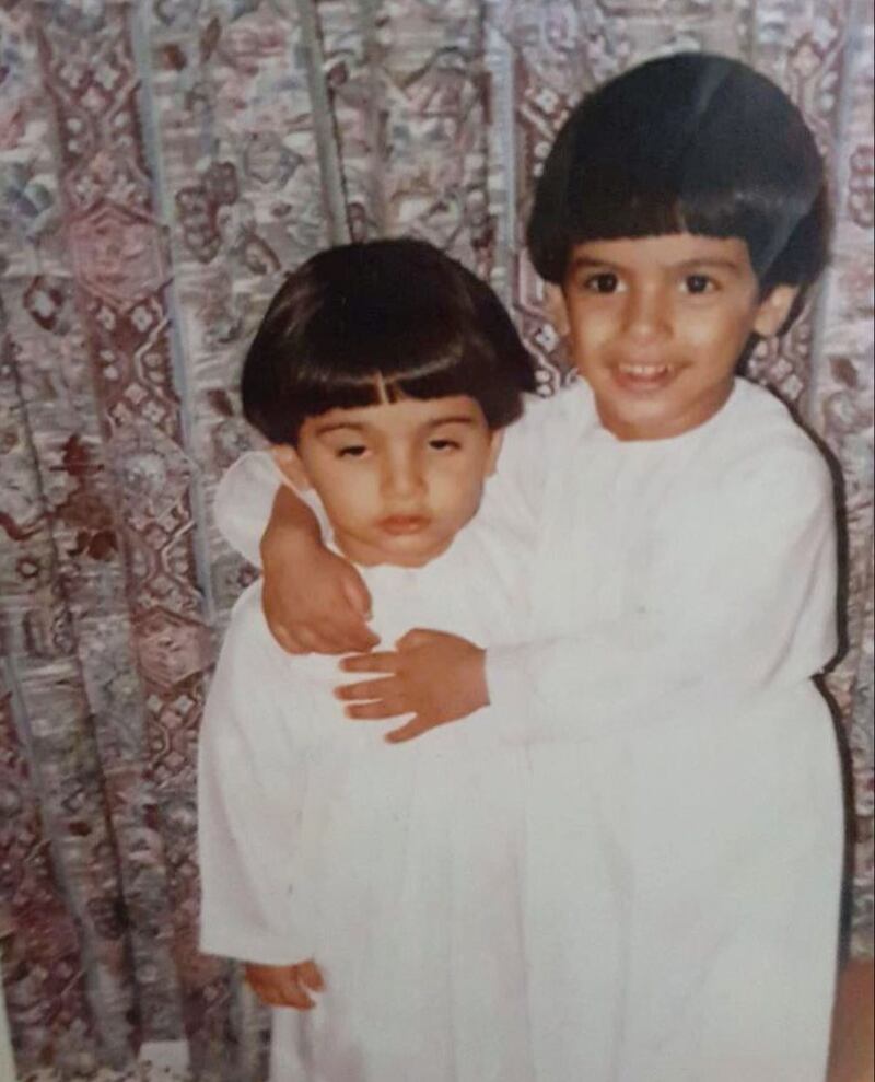 أوصى بنشر مقاطعه المرئية بعد وفاته: قصة شاب عُماني مع “السرطان”