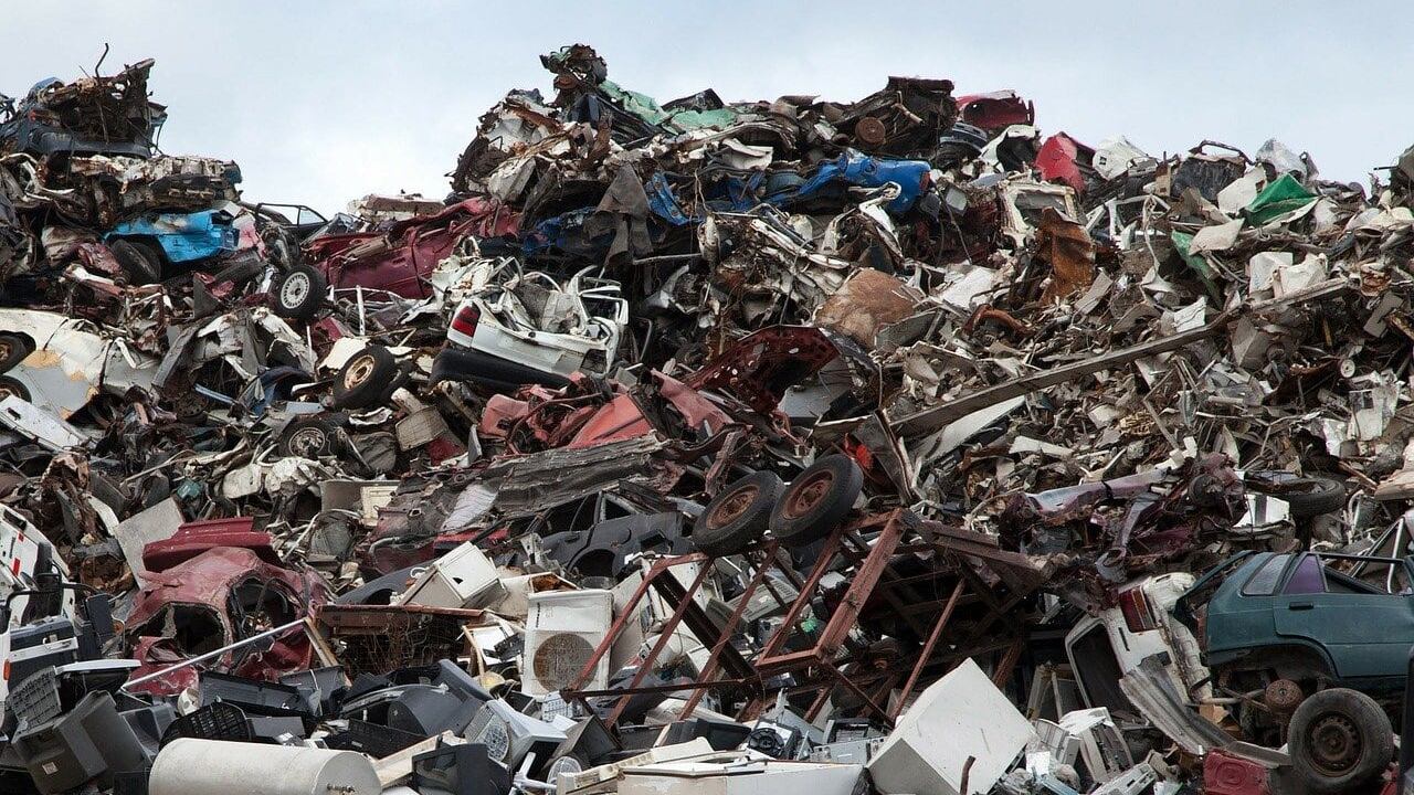 هل أسهمت لائحة تنظيم نشاط الخردة في تقليل مخاطرها وزيادة عوائدها؟