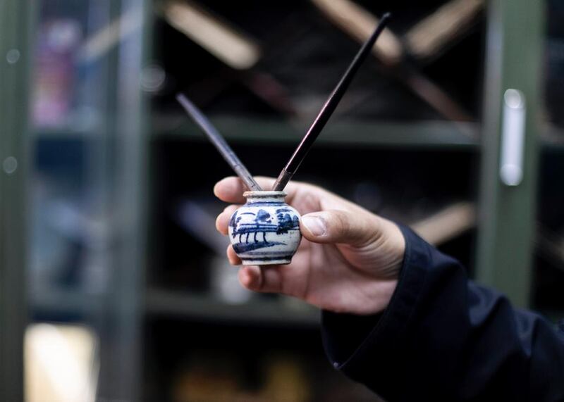 شاب عماني يحول تاريخ عمان لصيغة رقمية..ويفوز بجائزة الإجادة الشبابية