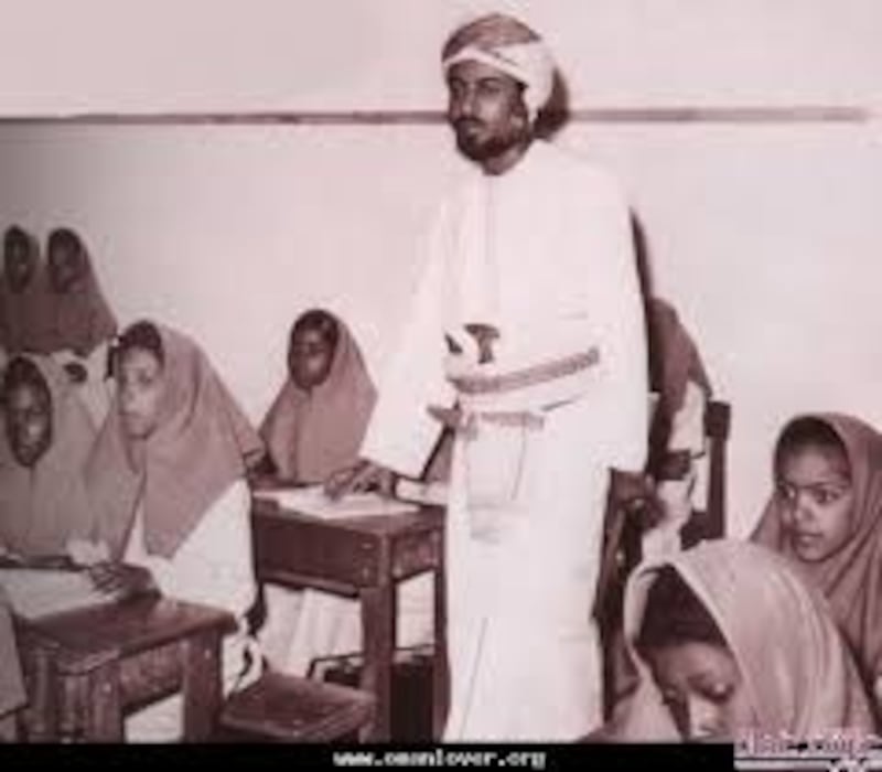 قابوس بن سعيد، ذاكرة التعليم الخالدة، وشمسه التي لا تغيب