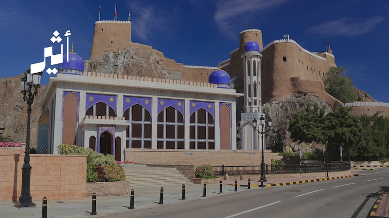 صلى فيه السلطان وأسرته ورجال الدولة