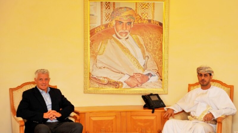 المرضوف يستقبل مسؤولا عالميًا في الكريكيت ويؤكد: دعم كبير تحظى به اللعبة بالسلطنة