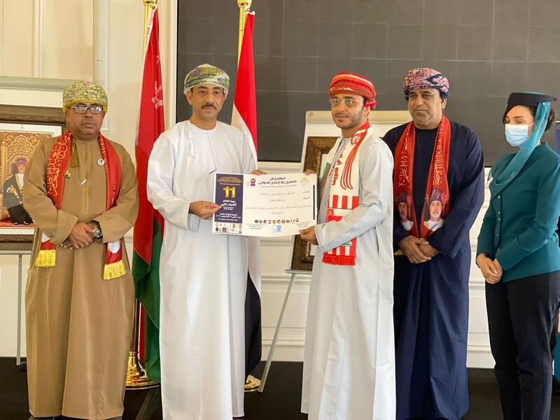 سفيرنا في مصر يحتفي بوفد “مسرح مزون”