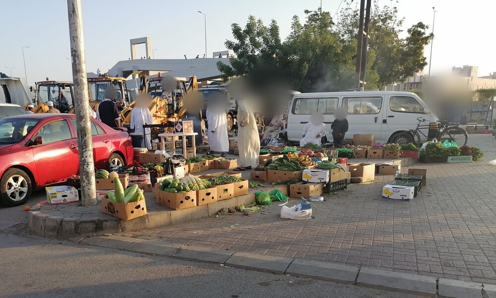 بالصور: ضبط باعة متجولين