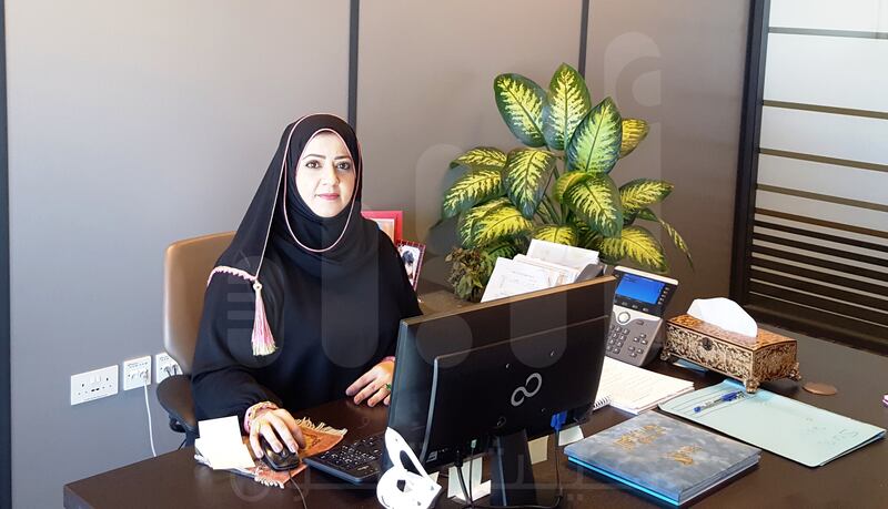 كم عدد العُمانيات العاملات في القطاع الحكومي؟ وما أكثر جهة يعملن بها؟