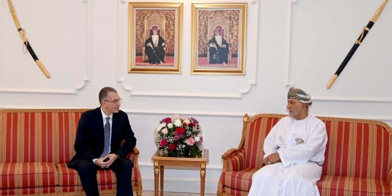 سمو السيد شهاب يستقبل السفير المصري