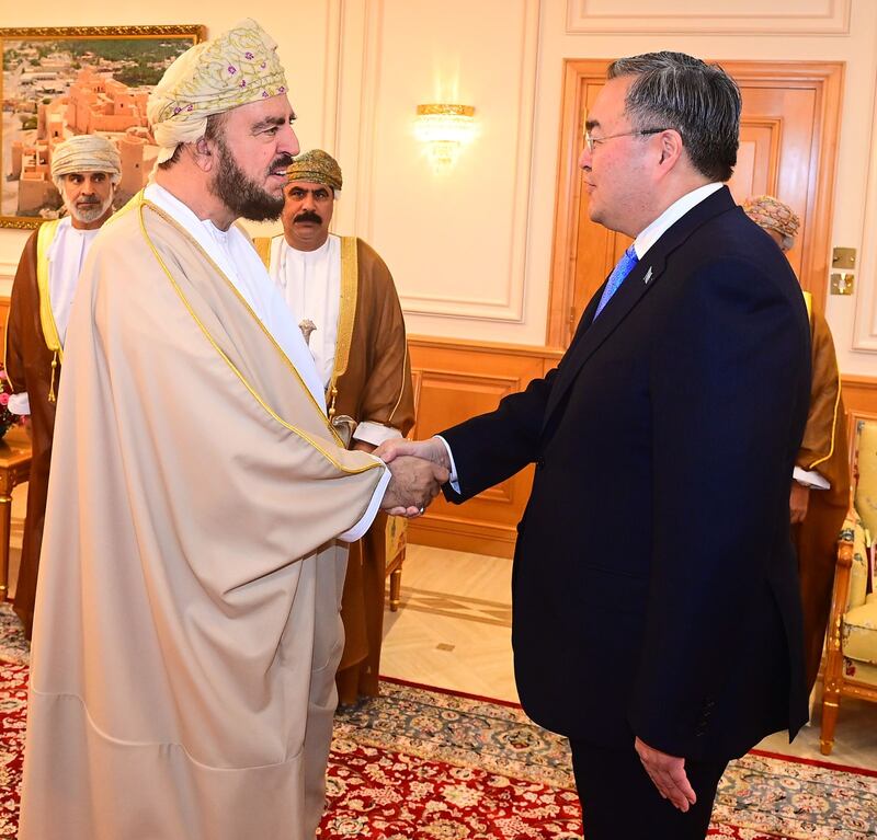 رسالة خطية لجلالة السلطان من رئيس كازاخستان