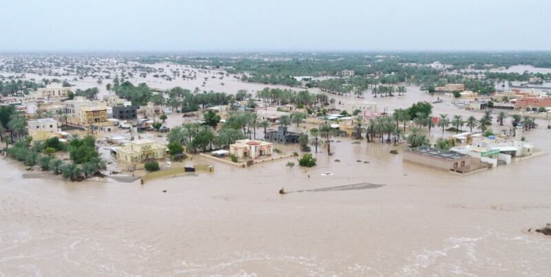 مدعومة من الحكومة: قروض بأكثر من 10 ملايين ريال لمتضررين من “شاهين”