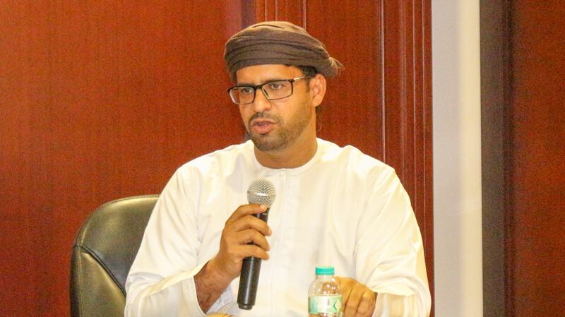 “العمانية للكتاب والأدباء” تنظم قراءة في مجموعتين شعريتين