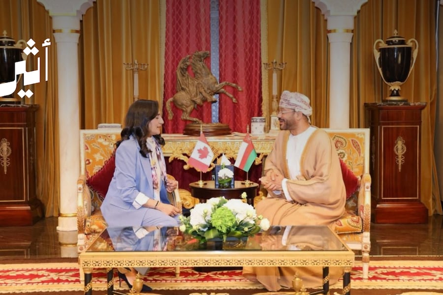 تطابق الموقفين العُماني والكندي على ضرورة تكثيف الجهود لعودة المياه إلى مجاريها في المنطقة