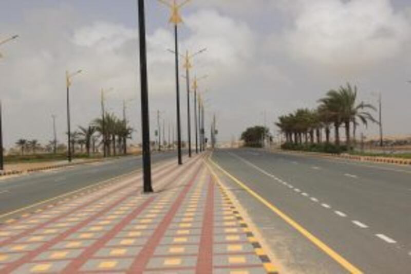 بعد عبور هيكا: البنية الأساسية في الدقم متينة