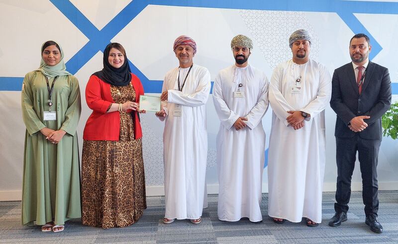 تتويج بنك مسقط بجائزة أفضل بنك في مجال الأعمال المصرفية الخاصة بسلطنة عمان من مؤسسة (EMEA Finance)