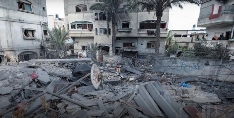 الكيان الصهيوني يواصل استهداف المدنيين الفلسطينيين