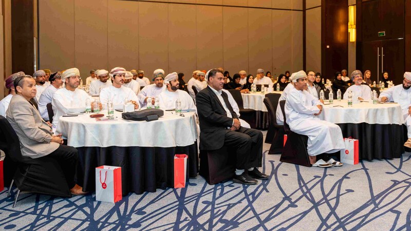 تدريب أكثر من 70 مُعلّمًا في مجال الثقافة المالية ضمن مبادرة أكاديمية ماليات من بنك مسقط