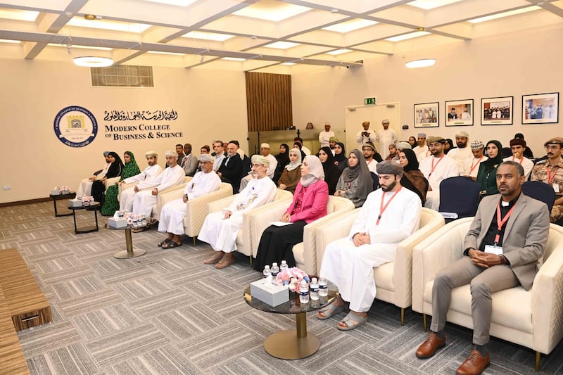 ابتكارات عمانية تتأهل لمسابقة " الجدران المتساقطة" في برلين