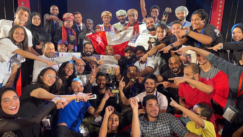 “مدق الحناء” تفوز بأفضل عرض متكامل في مهرجان دولي بالإسكندرية