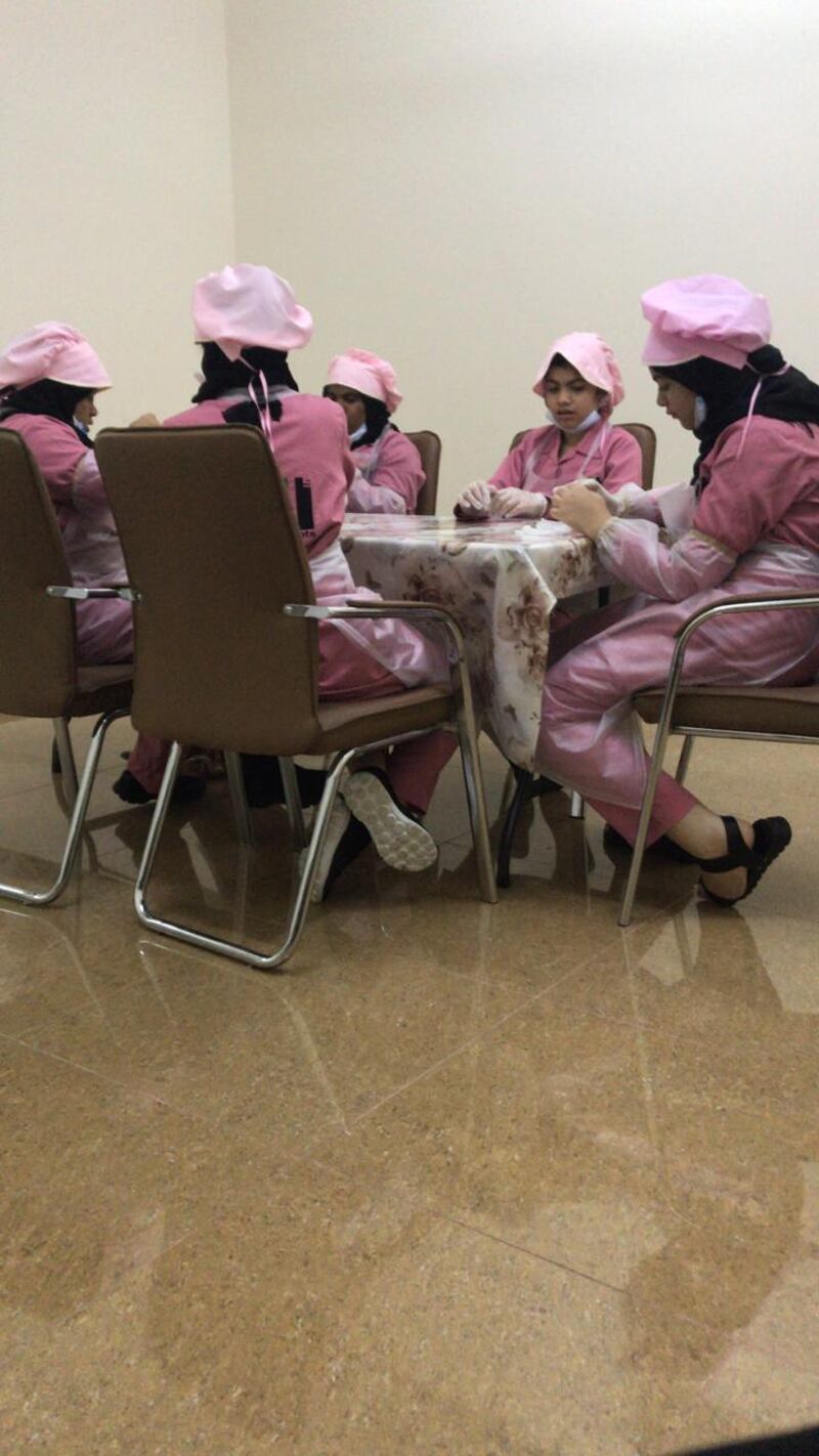 رغم مرضها المزمن: طفلة عُمانية تستعد لافتتاح مشروعها الخاص