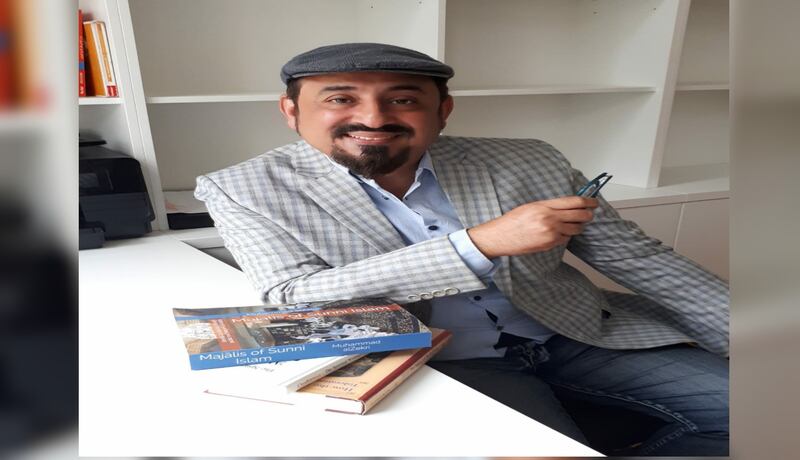 نساء عُمان يُلهمن كاتبًا بحرينيًا للكتابة عن تفسيرهن للأحلام