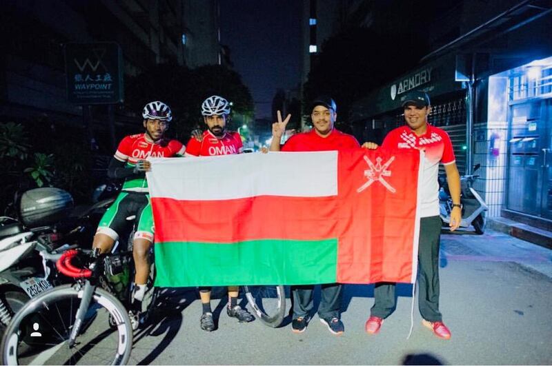 عُمانيان يحصدان المركز الأول في سباق عالمي للقدرة والتحمل
