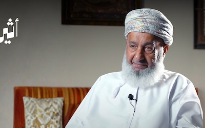 قصة مُلهمة لمواطن بدأ من عمل يدوي إلى مصنع