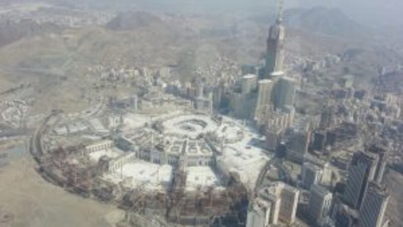 بالفيديو والصور: شاهد الحرم المكي من الجو