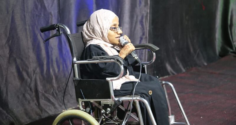 رغم إعاقتها الحركية: الخصيبية تُبدِع في مجال الإعلام