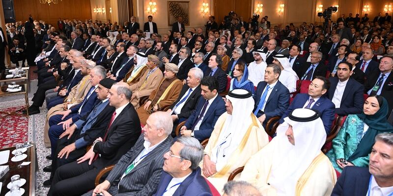 السيد بدر من طهران: الحوار ليس خيارًا سهلًا لكنه الطريق الوحيد 