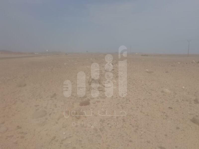 بالصور: مقابر في السلطنة لأناسٍ قيل بأنهم “خُسِف بهم”..وللعلم رأيٌ آخر