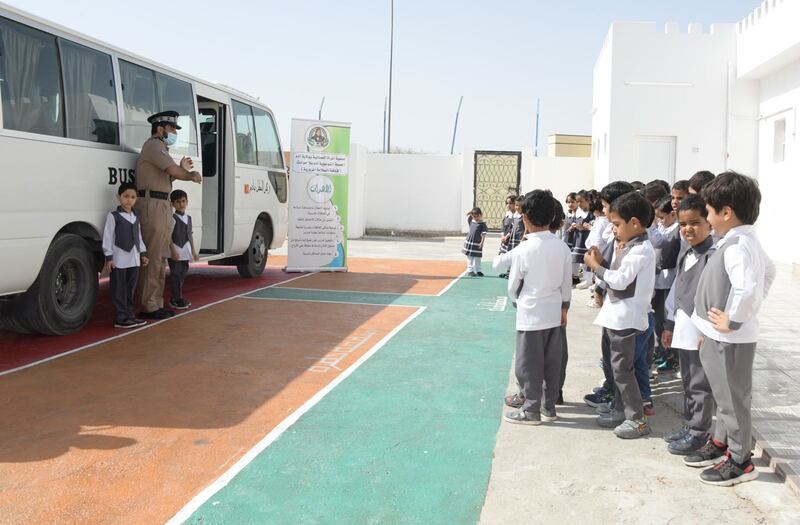 مسؤول شرطي يوجه نصائح مع قرب بداية العام الدراسي الجديد