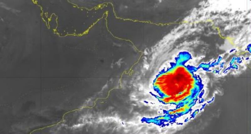 تحديث جديد عن إعصار كيار