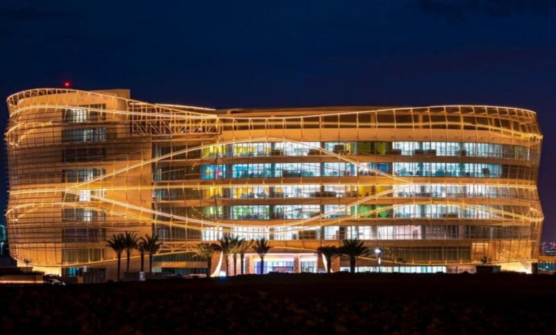 عمانتل تواصل ترسيخ مكانتها في حلول تقنية المعلومات والاتصالات