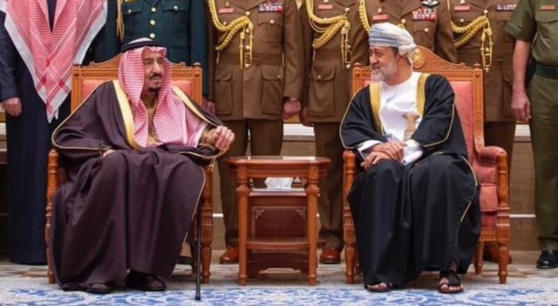 جلالة السلطان يهنئ الملك سلمان