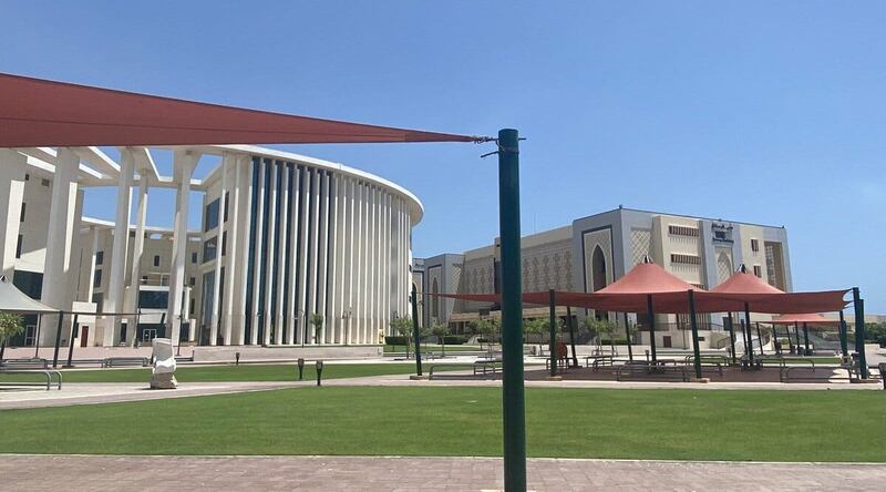 د.رجب العويسي يكتب: جامعات وكليات خاصة بلا أسوار ومعايير أمان؛ فمن المسؤول؟