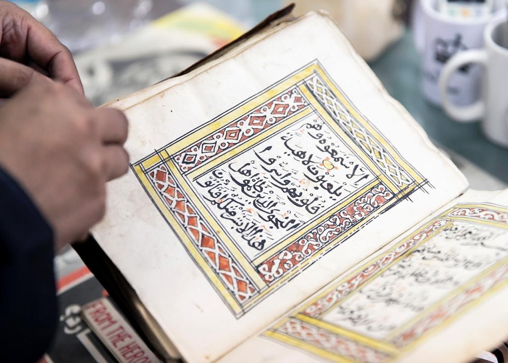 شاب عماني يحول تاريخ عمان لصيغة رقمية..ويفوز بجائزة الإجادة الشبابية