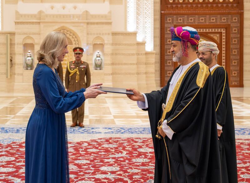 جلالة السلطان يتقبّل أوراق اعتماد 9 سفراء