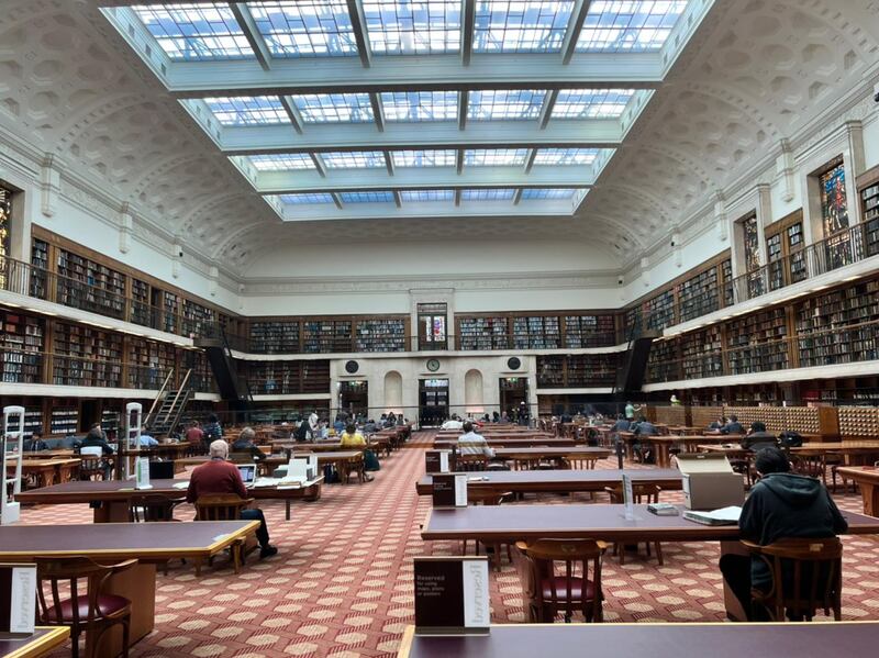 تعرف على أبرز محطات الزيارة العمانية لمكتبات أسترالية ونيوزلندية