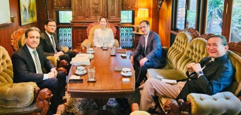 بحث فرص التعاون مع شركة تايلندية لتطوير المدن الصناعية في سلطنة عمان