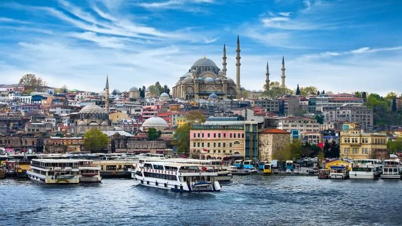 سفارتنا في تركيا: تأكدوا من جدولة رحلاتكم مع شركات الطيران