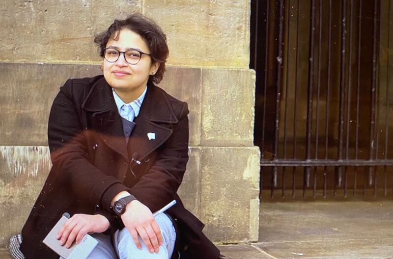 قصائد مقتطفة من رغبات صغيرة لـ “رنوة العمصي”